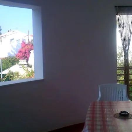 Apartamento Modern In Zavala, 50 M² With Free Parking. Zavala