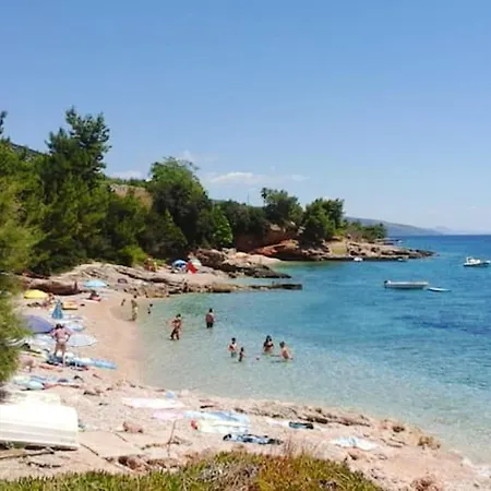 Modern In Zavala, 50 M² With Free Parking. Apartamento