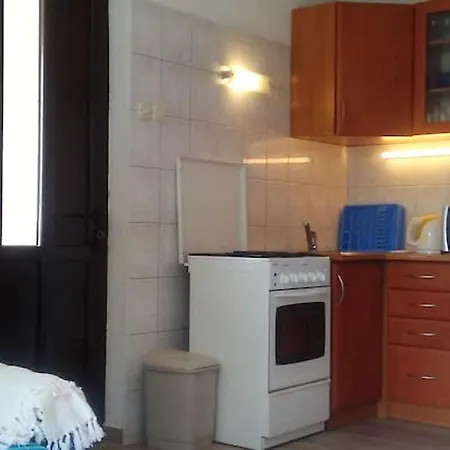 Modern In Zavala, 50 M² With Free Parking. Apartamento Zavala